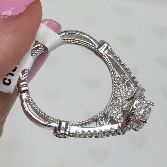 18k white gold oval wedding engagement ring 2 ct - Picture 7 of 8